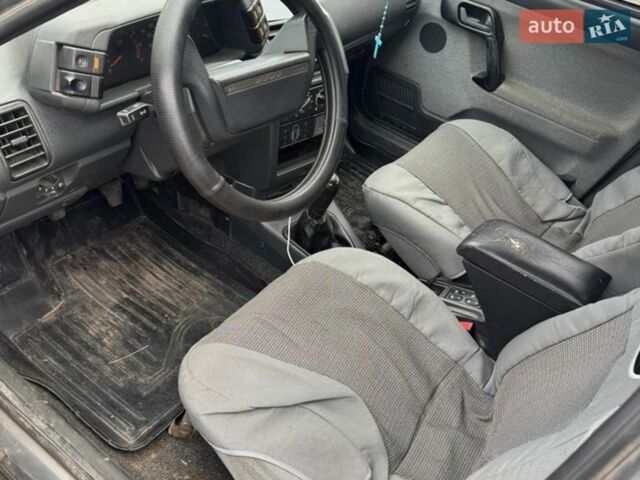 Серый ВАЗ 2111, объемом двигателя 1.6 л и пробегом 330 тыс. км за 1000 $, фото 1 на Automoto.ua