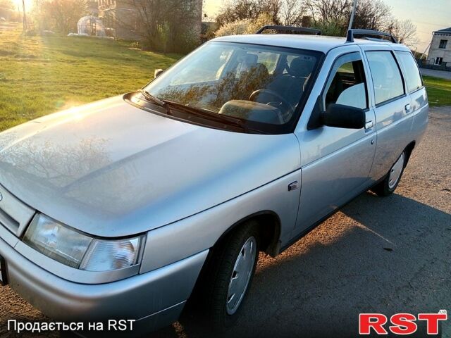 Серый ВАЗ 2111, объемом двигателя 1.6 л и пробегом 147 тыс. км за 2350 $, фото 1 на Automoto.ua