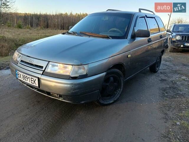 Серый ВАЗ 2111, объемом двигателя 1.5 л и пробегом 240 тыс. км за 999 $, фото 1 на Automoto.ua