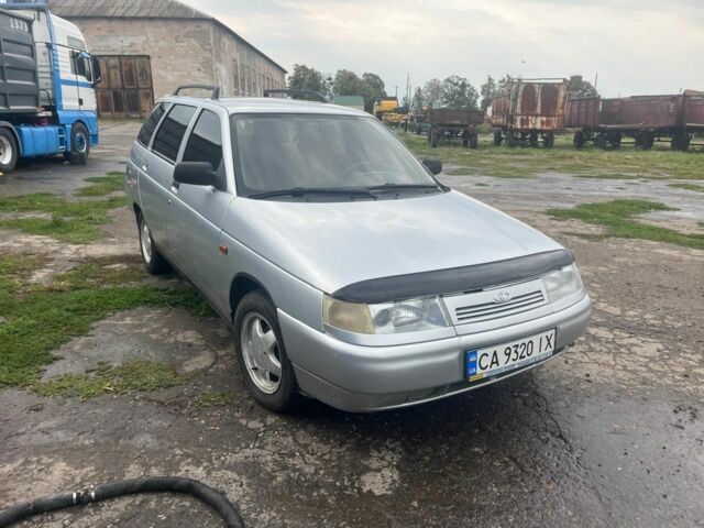 Серый ВАЗ 2111, объемом двигателя 1.6 л и пробегом 110 тыс. км за 1555 $, фото 1 на Automoto.ua