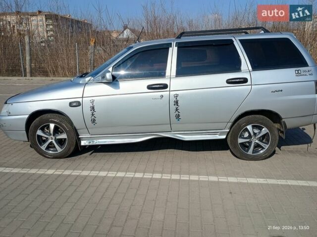 Серый ВАЗ 2111, объемом двигателя 1.6 л и пробегом 221 тыс. км за 2000 $, фото 1 на Automoto.ua