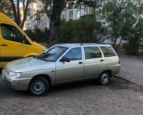 Серый ВАЗ 2111, объемом двигателя 1.6 л и пробегом 189 тыс. км за 2200 $, фото 1 на Automoto.ua