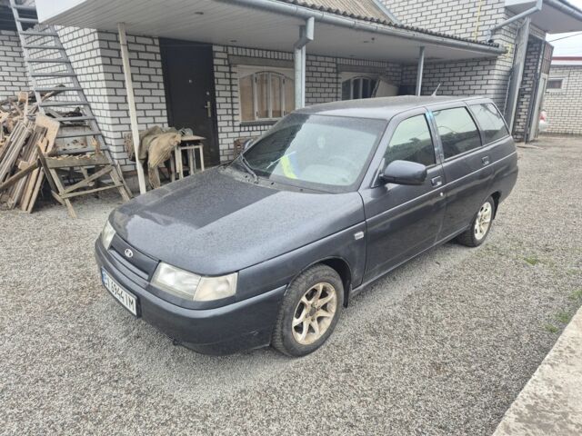 Серый ВАЗ 2111, объемом двигателя 1.6 л и пробегом 258 тыс. км за 1700 $, фото 1 на Automoto.ua