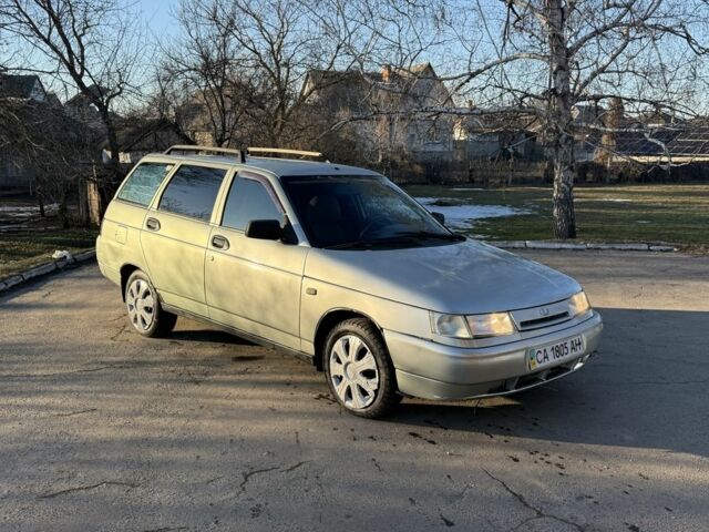 Серый ВАЗ 2111, объемом двигателя 1.6 л и пробегом 150 тыс. км за 1250 $, фото 1 на Automoto.ua