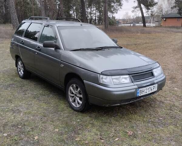 Серый ВАЗ 2111, объемом двигателя 1.6 л и пробегом 211 тыс. км за 1650 $, фото 1 на Automoto.ua
