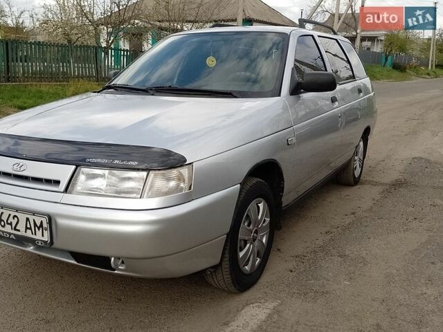 Серый ВАЗ 2111, объемом двигателя 0 л и пробегом 200 тыс. км за 2300 $, фото 1 на Automoto.ua