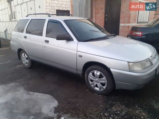 Серый ВАЗ 2111, объемом двигателя 1.6 л и пробегом 201 тыс. км за 1999 $, фото 1 на Automoto.ua