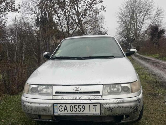 Серый ВАЗ 2111, объемом двигателя 1.6 л и пробегом 266 тыс. км за 949 $, фото 1 на Automoto.ua