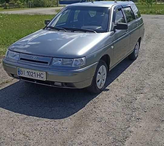 Серый ВАЗ 2111, объемом двигателя 1.6 л и пробегом 225 тыс. км за 2600 $, фото 1 на Automoto.ua