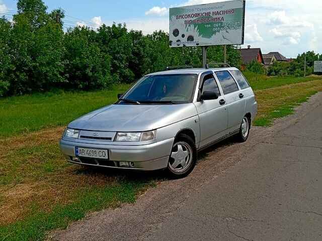 Серый ВАЗ 2111, объемом двигателя 1.6 л и пробегом 290 тыс. км за 1550 $, фото 1 на Automoto.ua