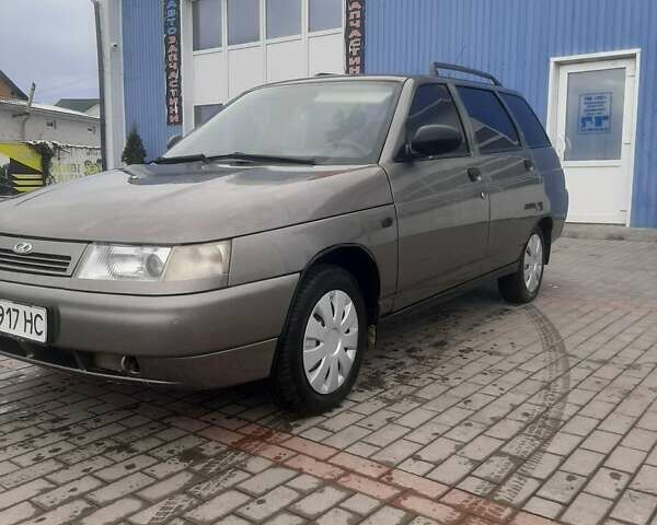 Серый ВАЗ 2111, объемом двигателя 1.6 л и пробегом 290 тыс. км за 1650 $, фото 1 на Automoto.ua