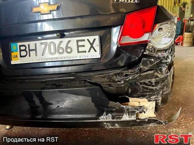 Серый ВАЗ 2111, объемом двигателя 1.6 л и пробегом 320 тыс. км за 1500 $, фото 1 на Automoto.ua