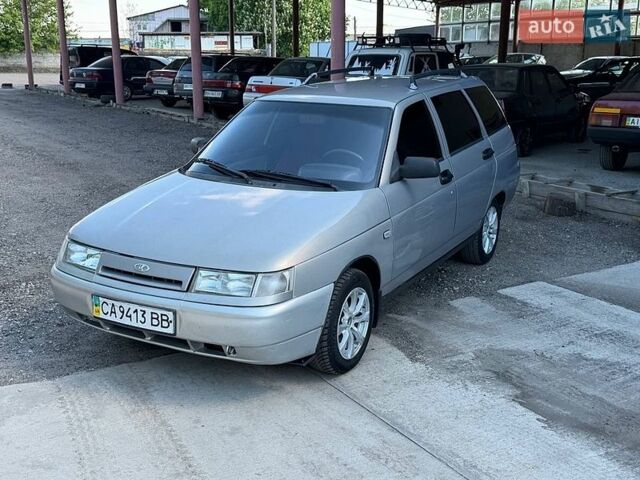 Серый ВАЗ 2111, объемом двигателя 1.6 л и пробегом 200 тыс. км за 1750 $, фото 1 на Automoto.ua