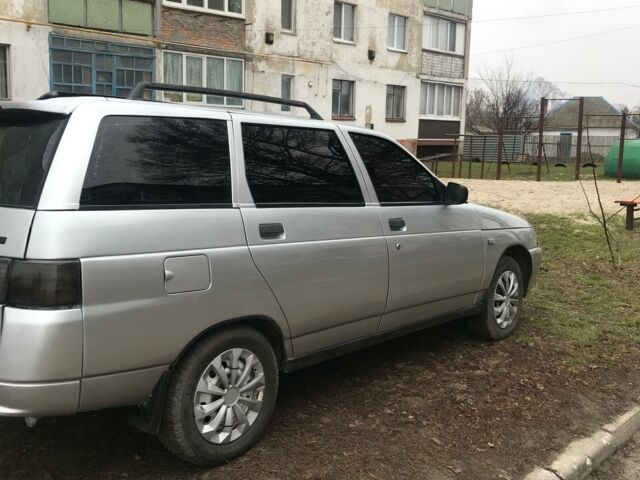 Серый ВАЗ 2111, объемом двигателя 1 л и пробегом 147 тыс. км за 3400 $, фото 1 на Automoto.ua