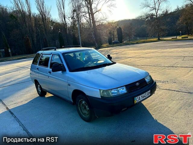 Сірий ВАЗ 2111, об'ємом двигуна 1.6 л та пробігом 0 тис. км за 2000 $, фото 1 на Automoto.ua