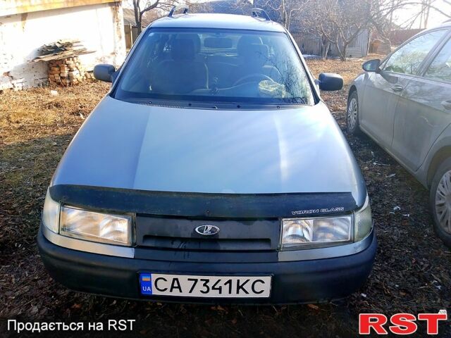 Серый ВАЗ 2111, объемом двигателя 1.6 л и пробегом 300 тыс. км за 1150 $, фото 1 на Automoto.ua