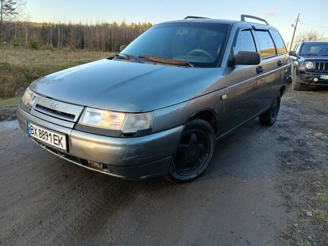 Серый ВАЗ 2111, объемом двигателя 1.5 л и пробегом 240 тыс. км за 999 $, фото 1 на Automoto.ua