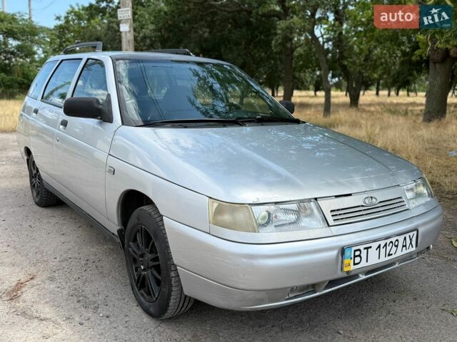 Сірий ВАЗ 2111, об'ємом двигуна 1.6 л та пробігом 220 тис. км за 1550 $, фото 1 на Automoto.ua