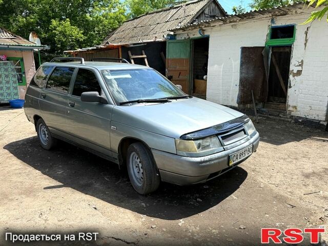 Серый ВАЗ 2111, объемом двигателя 1.6 л и пробегом 320 тыс. км за 1400 $, фото 1 на Automoto.ua