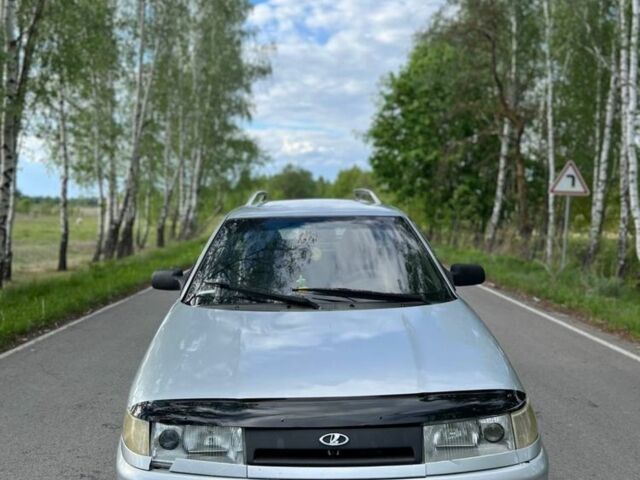 Серый ВАЗ 2111, объемом двигателя 1.6 л и пробегом 280 тыс. км за 1700 $, фото 1 на Automoto.ua