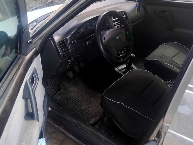 Сірий ВАЗ 2111, об'ємом двигуна 1.6 л та пробігом 167 тис. км за 1000 $, фото 1 на Automoto.ua