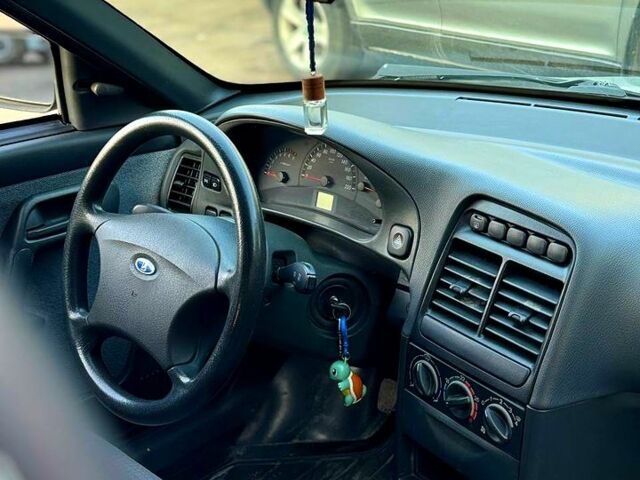 Серый ВАЗ 2111, объемом двигателя 16 л и пробегом 71 тыс. км за 2500 $, фото 1 на Automoto.ua