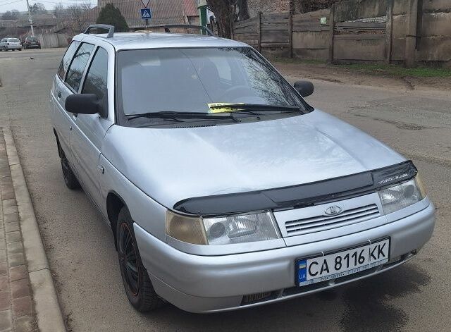 Серый ВАЗ 2111, объемом двигателя 1.6 л и пробегом 200 тыс. км за 1700 $, фото 1 на Automoto.ua