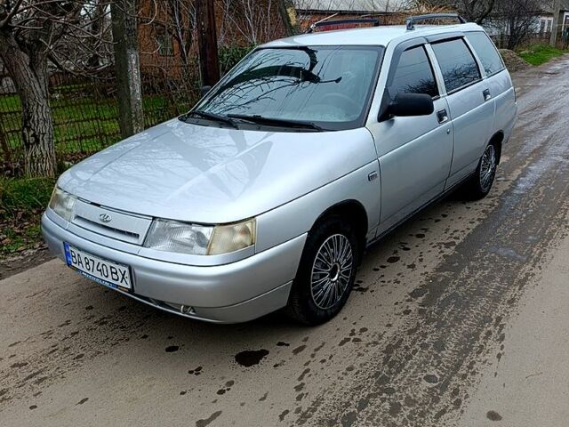 Серый ВАЗ 2111, объемом двигателя 1.6 л и пробегом 220 тыс. км за 2450 $, фото 1 на Automoto.ua