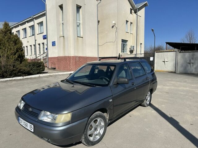 Серый ВАЗ 2111, объемом двигателя 1.6 л и пробегом 186 тыс. км за 2000 $, фото 1 на Automoto.ua