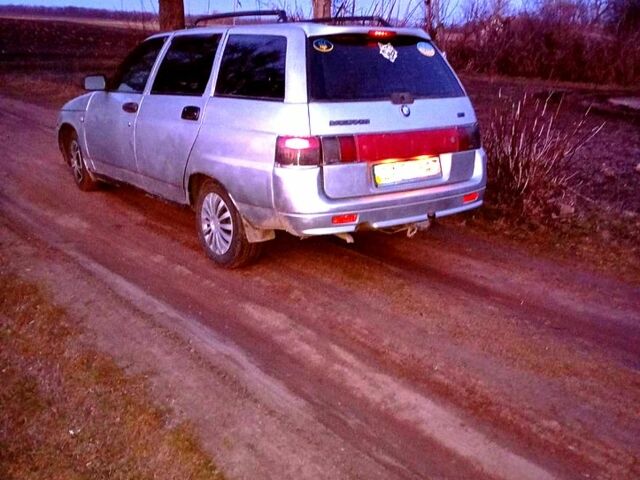 Серый ВАЗ 2111, объемом двигателя 1.5 л и пробегом 210 тыс. км за 1150 $, фото 1 на Automoto.ua