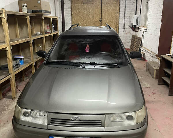 Серый ВАЗ 2111, объемом двигателя 1.6 л и пробегом 207 тыс. км за 2000 $, фото 1 на Automoto.ua
