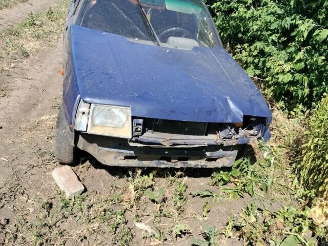 Синий ВАЗ 2111, объемом двигателя 1 л и пробегом 100 тыс. км за 191 $, фото 1 на Automoto.ua