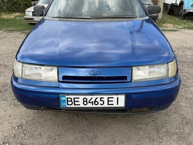 Синий ВАЗ 2111, объемом двигателя 1.5 л и пробегом 300 тыс. км за 1000 $, фото 1 на Automoto.ua