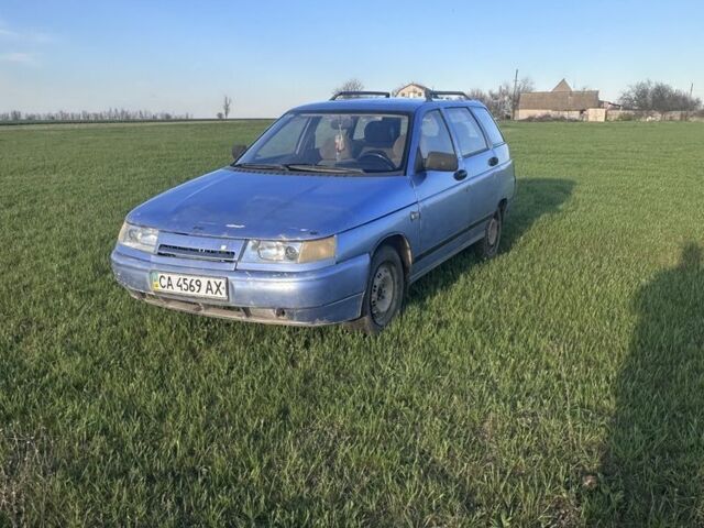 Синий ВАЗ 2111, объемом двигателя 1.5 л и пробегом 190 тыс. км за 1081 $, фото 1 на Automoto.ua