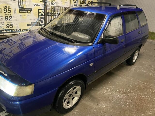 Синий ВАЗ 2111, объемом двигателя 0 л и пробегом 251 тыс. км за 2000 $, фото 1 на Automoto.ua