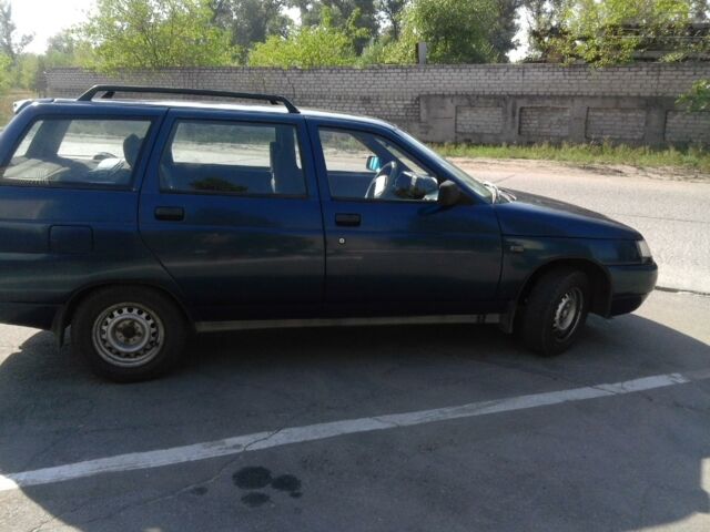 Синий ВАЗ 2111, объемом двигателя 1.6 л и пробегом 140 тыс. км за 3200 $, фото 1 на Automoto.ua