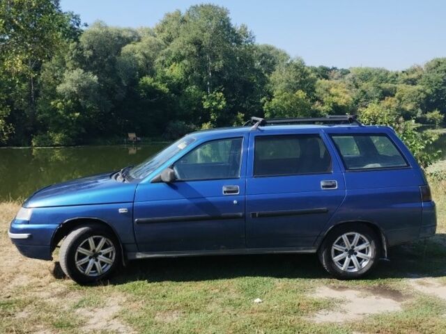 Синій ВАЗ 2111, об'ємом двигуна 1.6 л та пробігом 126 тис. км за 2100 $, фото 1 на Automoto.ua