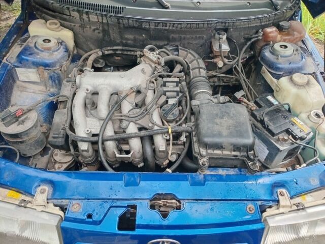 Синий ВАЗ 2111, объемом двигателя 1.6 л и пробегом 140 тыс. км за 1500 $, фото 1 на Automoto.ua