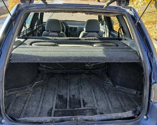 ВАЗ 2111 2005 в Новых Санжарах на Automoto.ua Синий ВАЗ 2111, объемом двигателя 1.6 л и пробегом 204 тыс. км за 2200 $, фото 1 на Automoto.ua