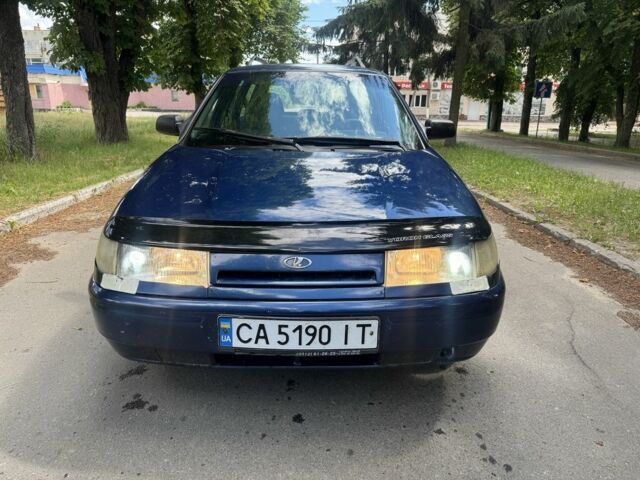 Синий ВАЗ 2111, объемом двигателя 1.6 л и пробегом 180 тыс. км за 1902 $, фото 1 на Automoto.ua