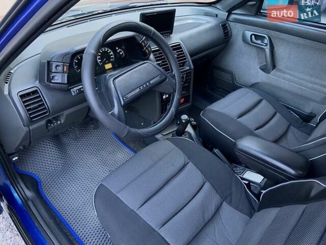 Синий ВАЗ 2111, объемом двигателя 1.6 л и пробегом 235 тыс. км за 2000 $, фото 1 на Automoto.ua