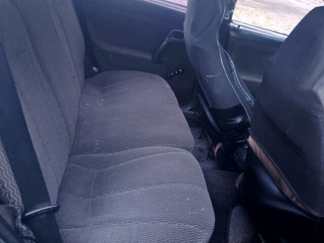 Зеленый ВАЗ 2111, объемом двигателя 1.5 л и пробегом 388 тыс. км за 1300 $, фото 1 на Automoto.ua