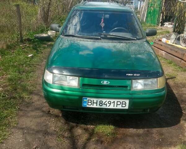 Зеленый ВАЗ 2111, объемом двигателя 1.5 л и пробегом 201 тыс. км за 1400 $, фото 1 на Automoto.ua