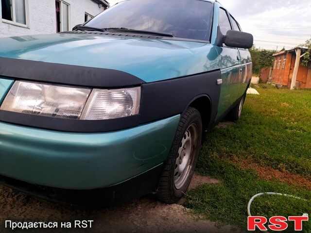 Зеленый ВАЗ 2111, объемом двигателя 1.5 л и пробегом 320 тыс. км за 1550 $, фото 1 на Automoto.ua