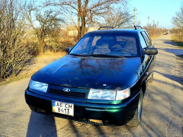 Зеленый ВАЗ 2111, объемом двигателя 1.5 л и пробегом 285 тыс. км за 1150 $, фото 1 на Automoto.ua