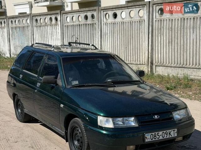 Зеленый ВАЗ 2111, объемом двигателя 1.5 л и пробегом 250 тыс. км за 1500 $, фото 1 на Automoto.ua