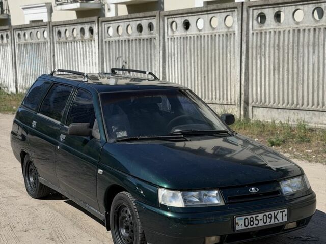 Зеленый ВАЗ 2111, объемом двигателя 1.5 л и пробегом 250 тыс. км за 1500 $, фото 1 на Automoto.ua