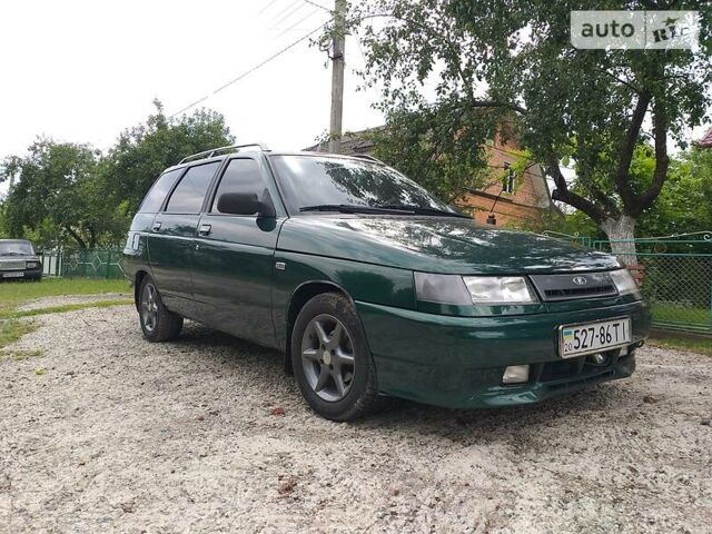Зеленый ВАЗ 2111, объемом двигателя 1.5 л и пробегом 201 тыс. км за 2100 $, фото 1 на Automoto.ua