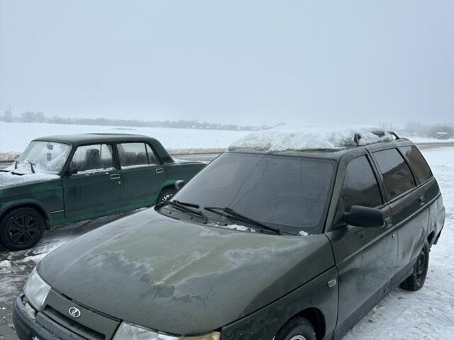 Зеленый ВАЗ 2111, объемом двигателя 1.5 л и пробегом 300 тыс. км за 850 $, фото 1 на Automoto.ua