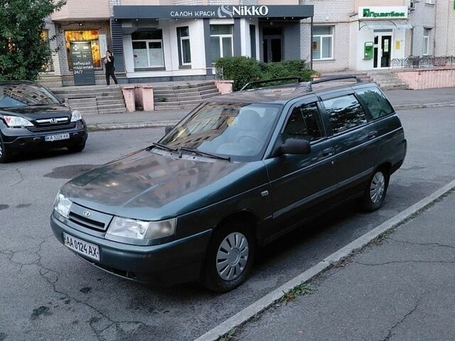 Зеленый ВАЗ 2111, объемом двигателя 1.6 л и пробегом 240 тыс. км за 1350 $, фото 1 на Automoto.ua